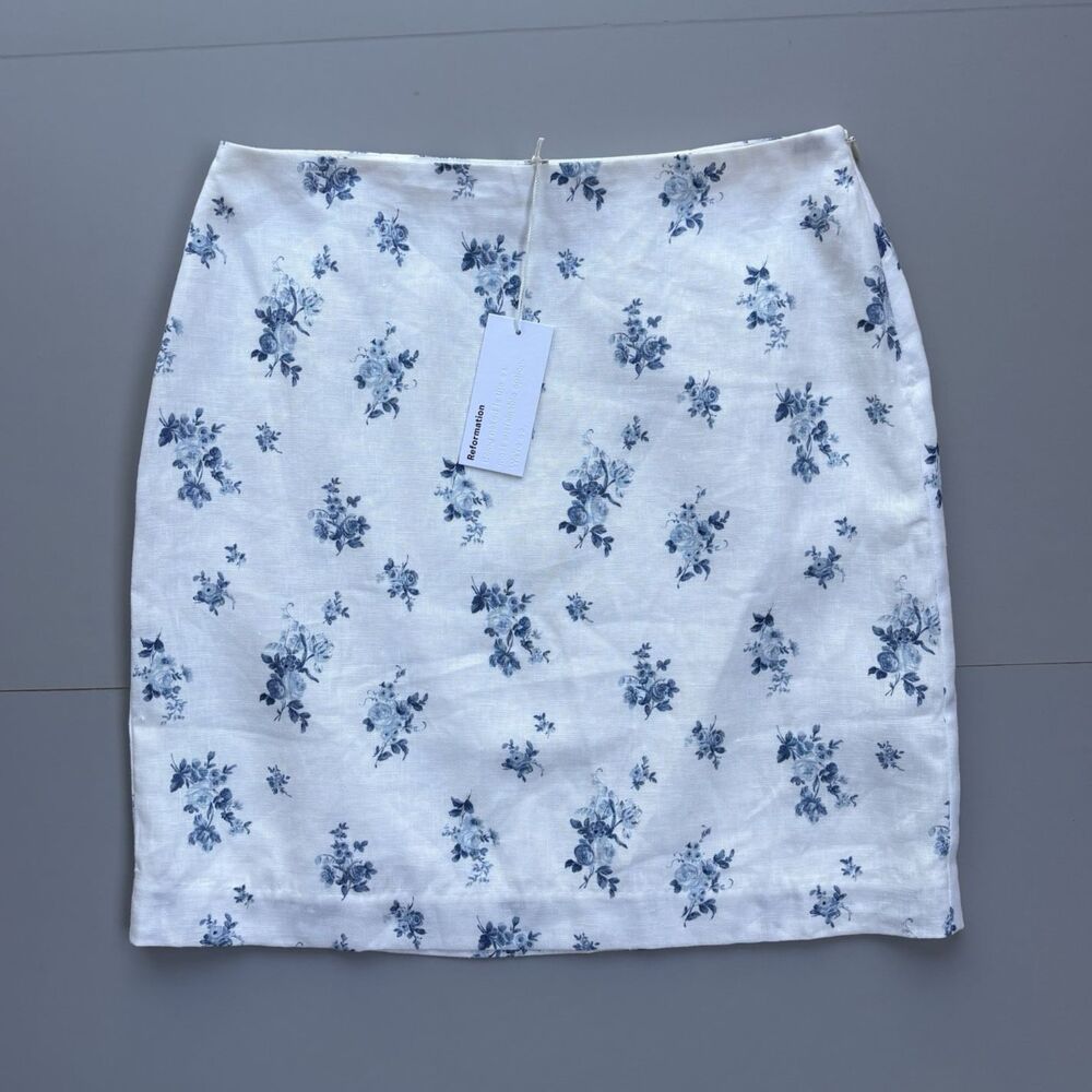 Reformation Size 4 Rina Low Waisted Linen Skirt in Delicacy Floral Cottagecore